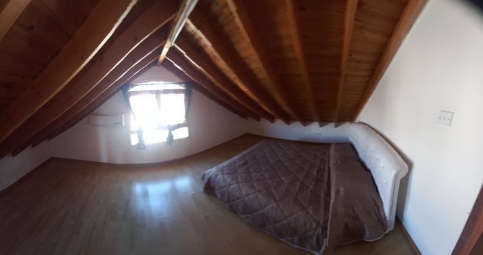 Image No.3-6 Bed House for sale