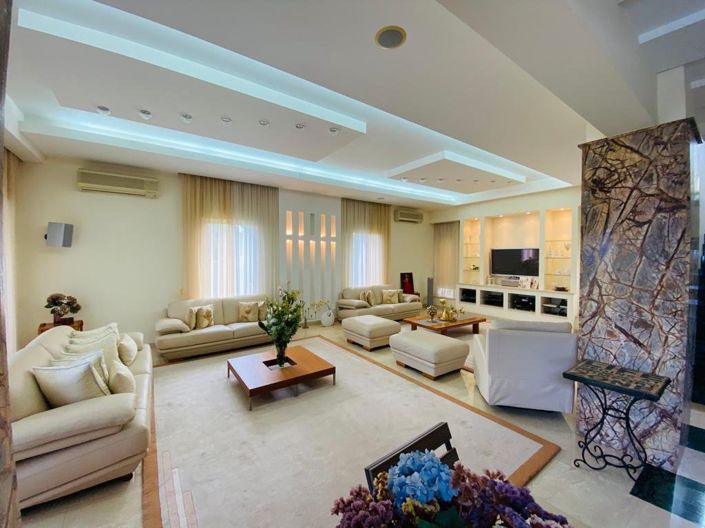 Image No.5-5 Bed House for sale