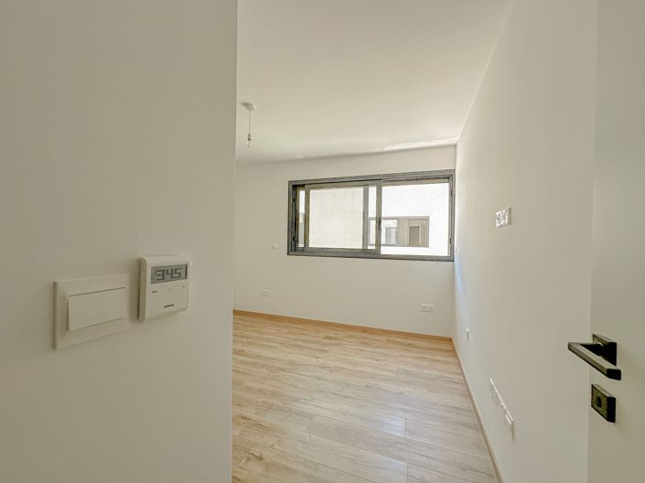 Image No.12-3 Bed Penthouse for sale