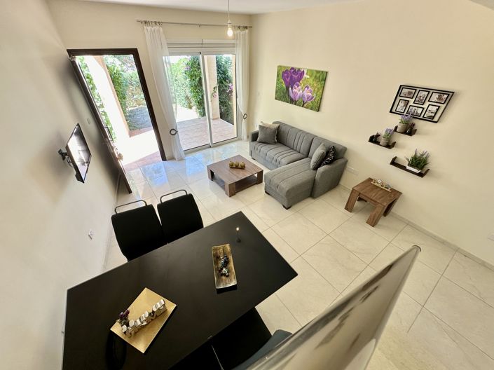 Image No.1-3 Bed House for sale