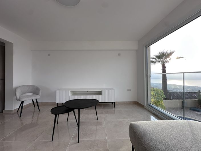 Image No.22-5 Bed House for sale