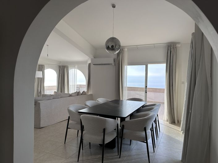 Image No.28-5 Bed House for sale