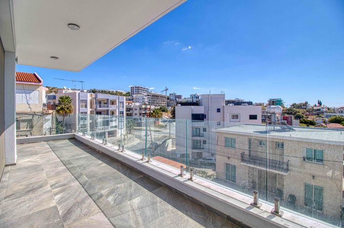 Image No.5-Appartement de 2 chambres à vendre à Agios Athanasios