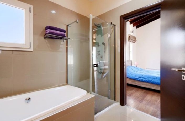 Image No.8-Villa de 6 chambres à vendre à Universal