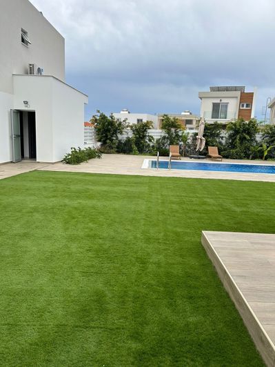 Image No.14-4 Bed House for sale