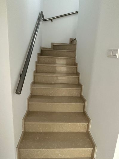 Image No.2-4 Bed House for sale