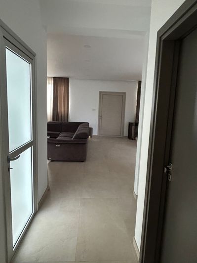 Image No.28-4 Bed House for sale