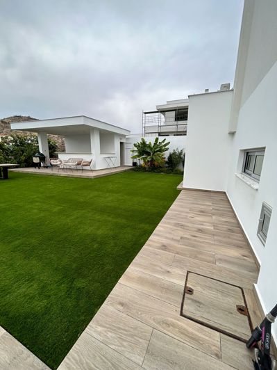 Image No.3-4 Bed House for sale