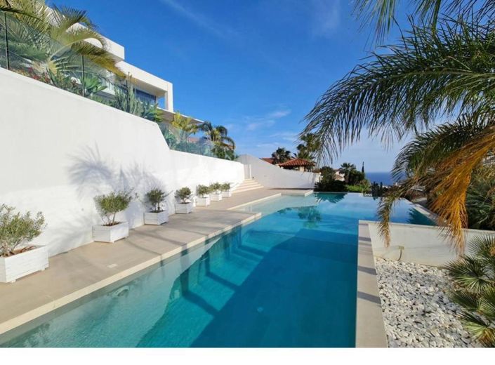 Image No.2-5 Bed House for sale