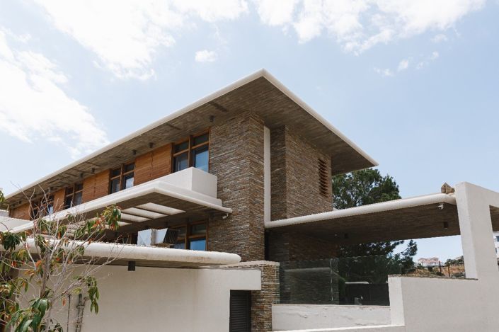 Image No.15-8 Bed House for sale