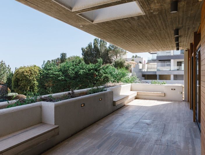 Image No.19-8 Bed House for sale