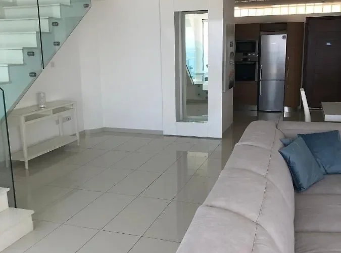 Image No.5-3 Bed Penthouse for sale