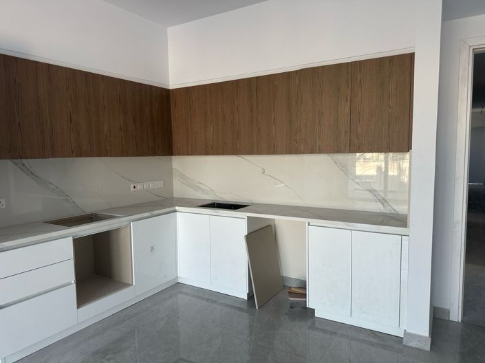 Image No.10-3 Bed Apartment for sale