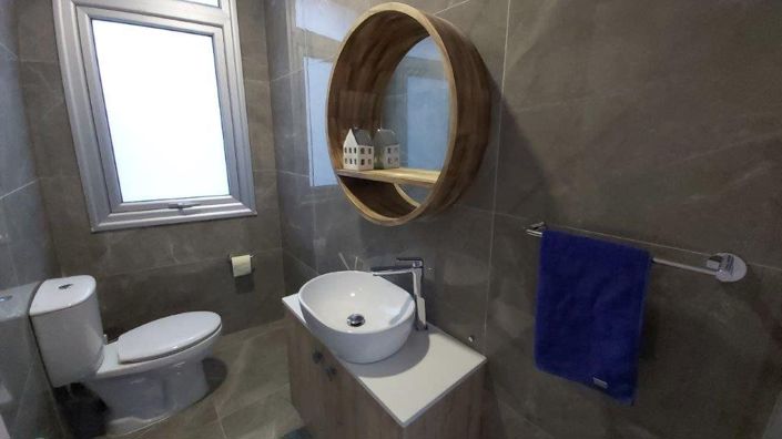 Image No.5-3 Bed House for sale