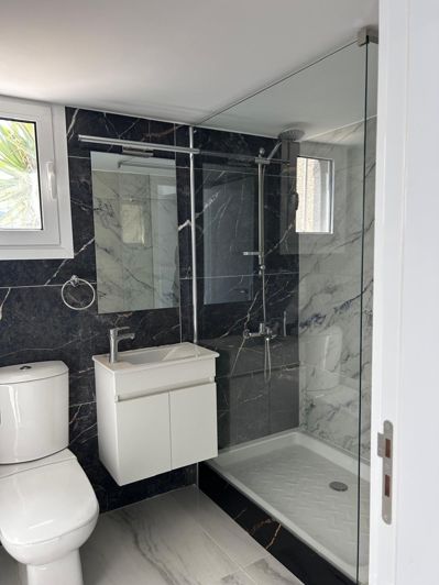 Image No.9-Maison de 4 chambres à vendre à Parekklisia