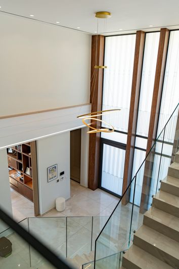 Image No.28-6 Bed House for sale