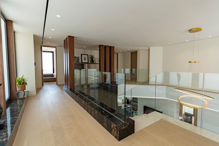 Image No.29-6 Bed House for sale