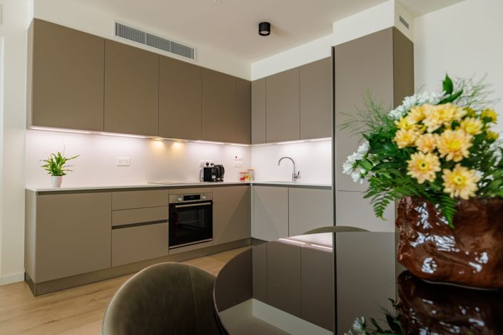 Image No.9-3 Bed Apartment for sale