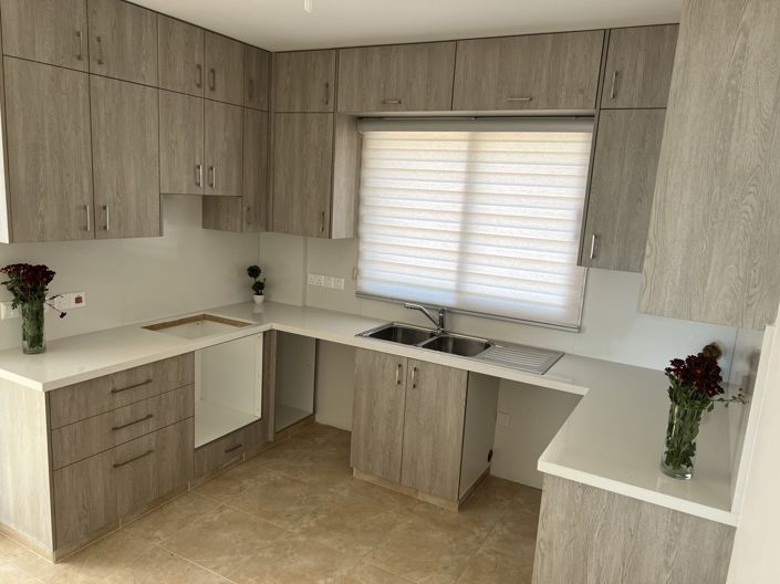 Image No.21-6 Bed House for sale