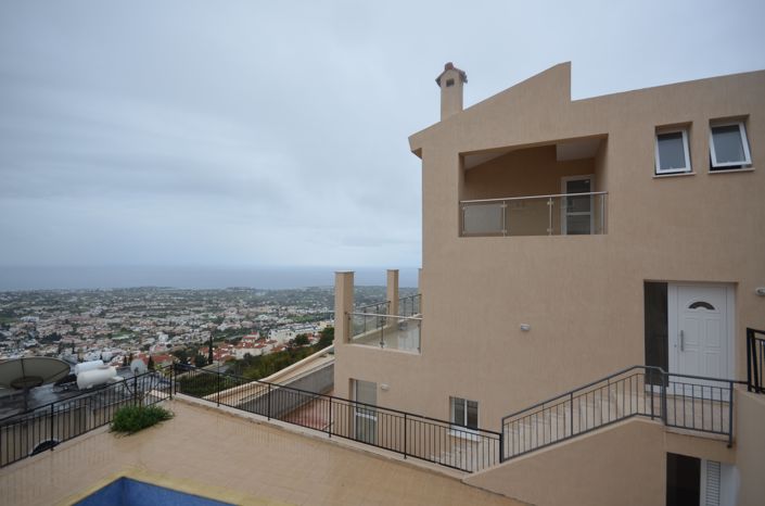 Image No.1-6 Bed House for sale