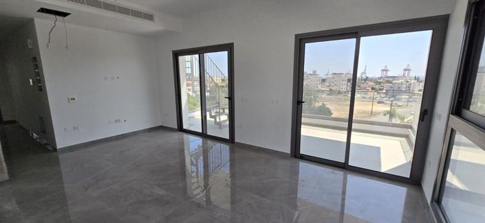 Image No.1-3 Bed Penthouse for sale