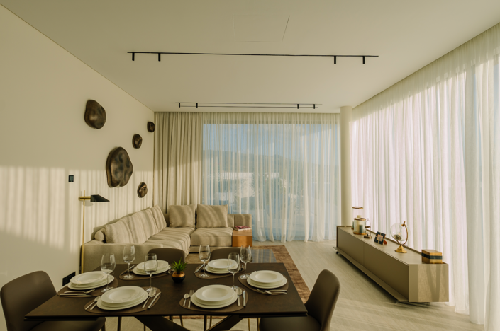 Image No.2-Maison de 4 chambres à vendre à Peyia