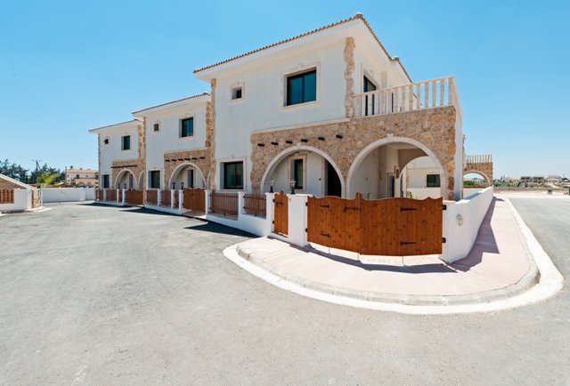 Image No.11-3 Bed House for sale