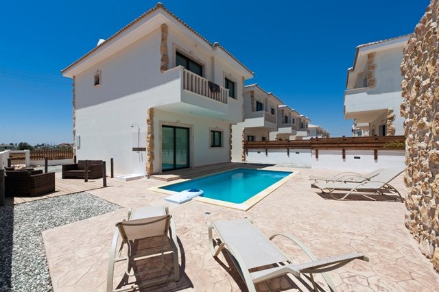 Image No.14-3 Bed House for sale