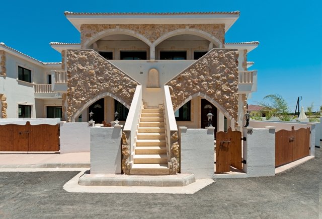Image No.16-3 Bed House for sale