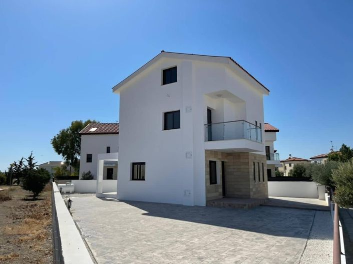 Image No.1-3 Bed House for sale