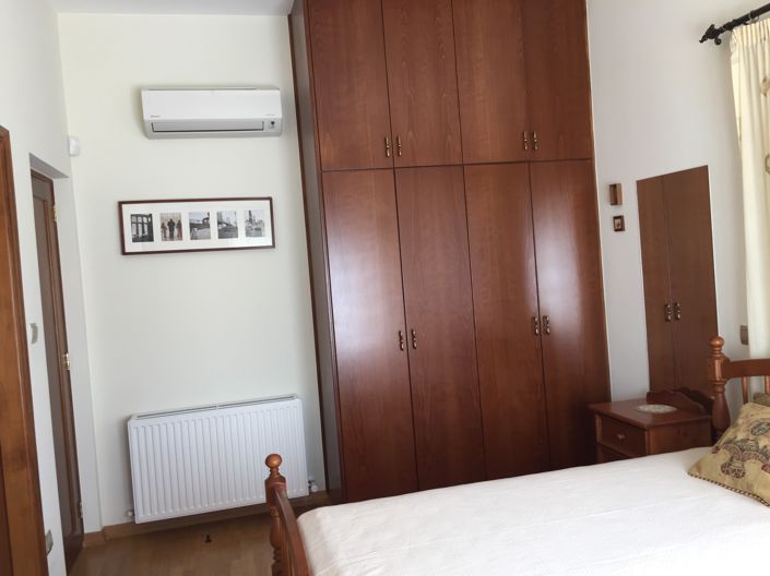 Image No.17-4 Bed House for sale