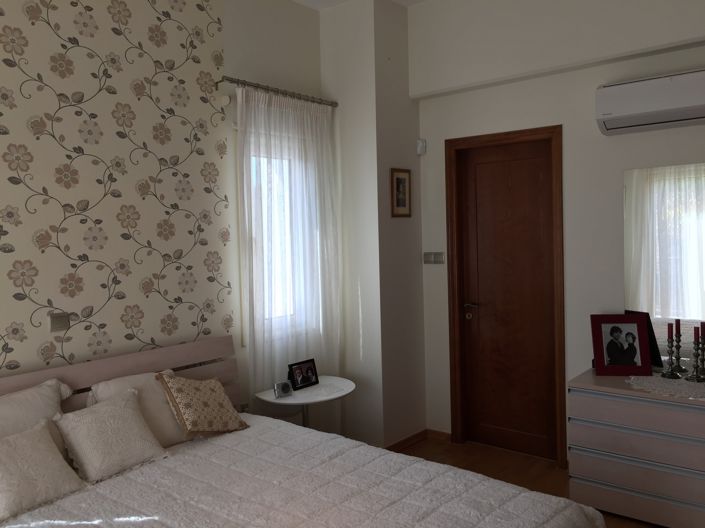 Image No.23-4 Bed House for sale