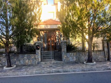 6e245e01-ce7c-440d-859a-d0b63eac6aad