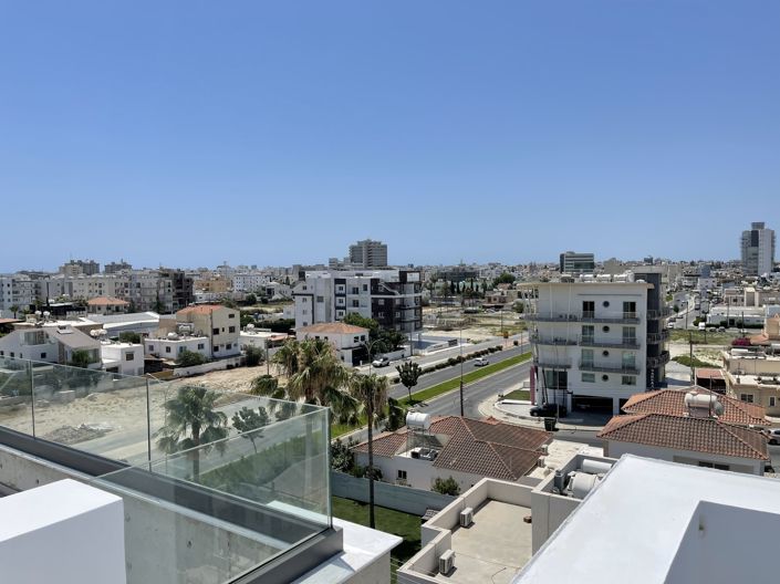 Image No.2-Penthouse de 2 chambres à vendre à Larnaca