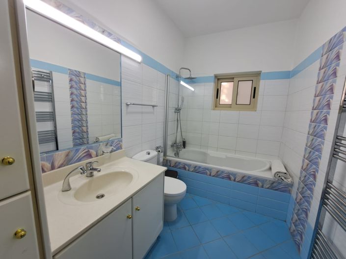 Image No.10-Maison de 5 chambres à vendre à Agia Fyla