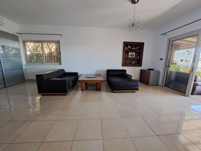 Image No.5-Maison de 5 chambres à vendre à Agia Fyla