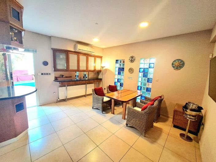 Image No.7-Maison de 5 chambres à vendre à Agia Fyla