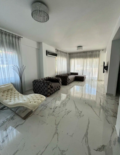 Image No.6-5 Bed Villa for sale