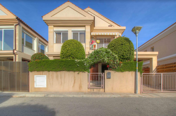 Image No.9-Villa de 4 chambres à vendre à Germasogeia