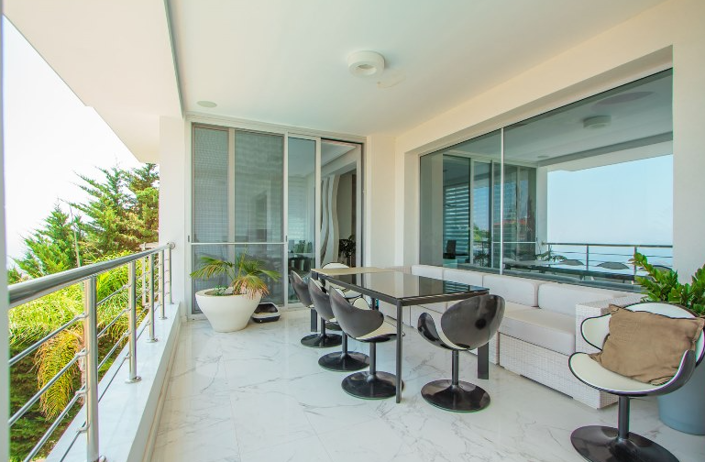 Image No.11-5 Bed House for sale