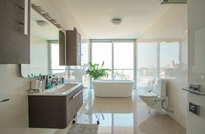 Image No.14-5 Bed House for sale