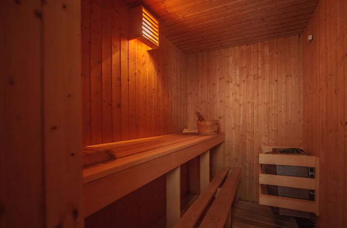 Image No.7-5 Bed House for sale