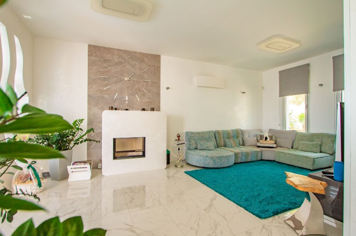 Image No.9-5 Bed House for sale