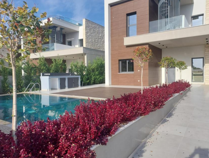 Image No.1-3 Bed House for sale