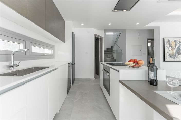 Image No.18-4 Bed Villa for sale