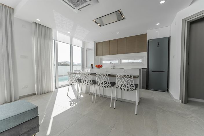 Image No.8-4 Bed Villa for sale