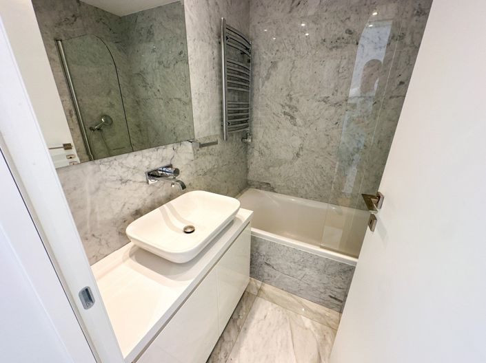 Image No.18-3 Bed House for sale