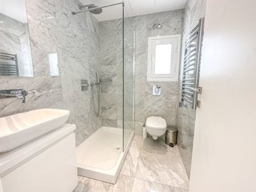 65801d6e-99c2-4c34-8835-4c882e556e6d