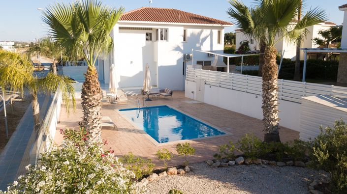 Image No.3-3 Bed Villa for sale