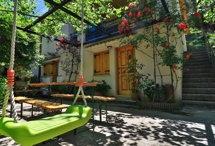 Image No.1-3 Bed House for sale